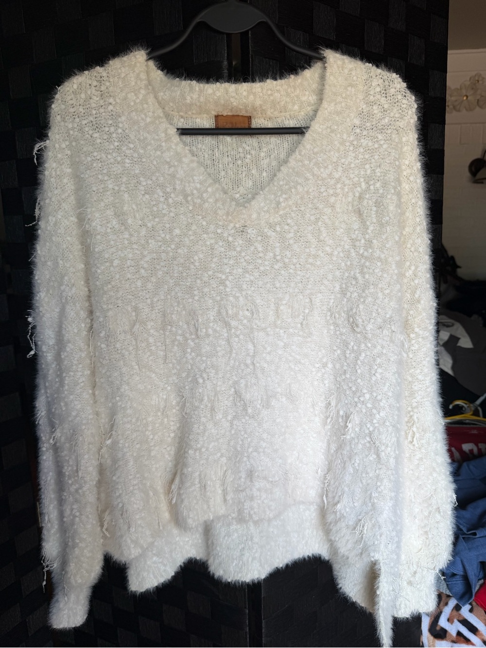 POL Fuzzy V-Neck Women's Sweater